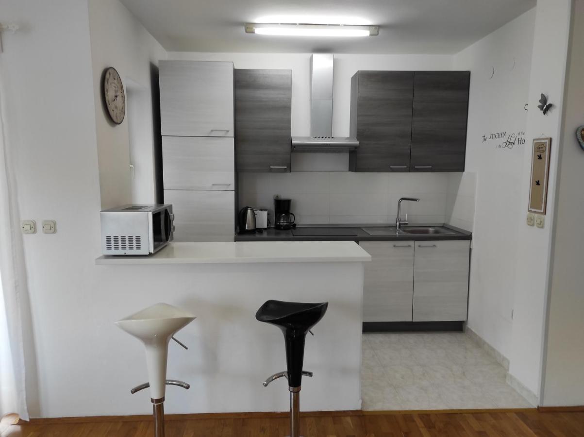 Apartman Eli Ровінь Екстер'єр фото